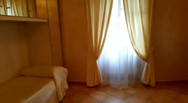 ivana sweet house