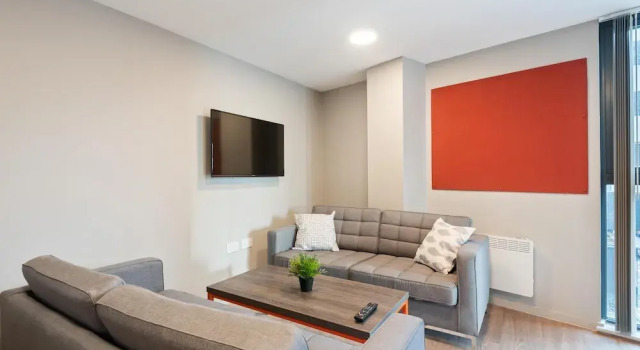 Central Modern 6BR APT With Fast Wifi Sleeps 6, Забронировать Отель Ливерпуль Мерсисайд, рядом с Harold Cohen Library