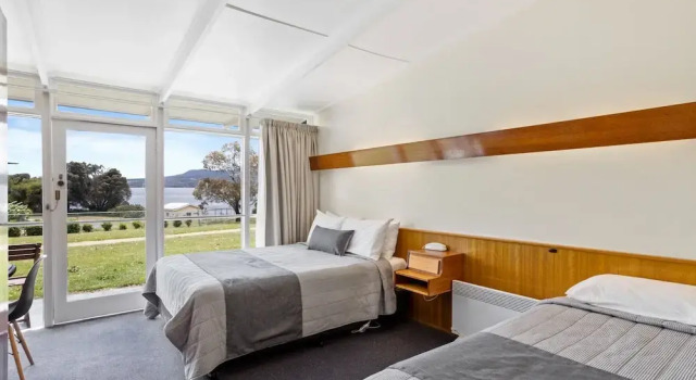 Camera familiare Standard con vista sul fiume Riverfront Motel & Villas