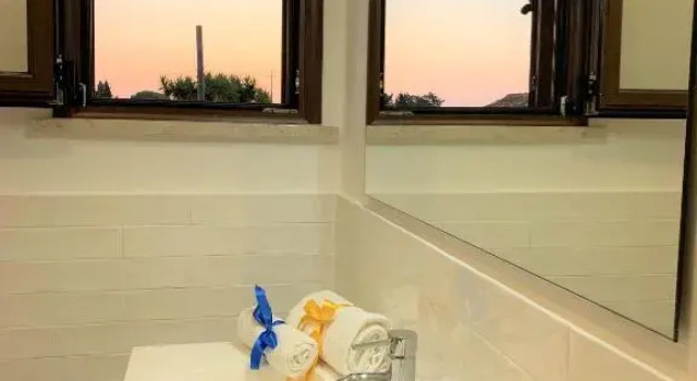 Micucco Relaxing House - Casa vacanze con piscina