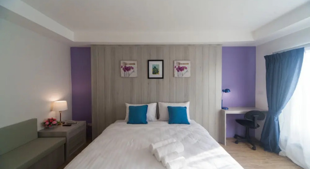 Двухместный номер Deluxe с балконом Anchan Laguna Hotel โรงแรมอัญชันลากูน่า