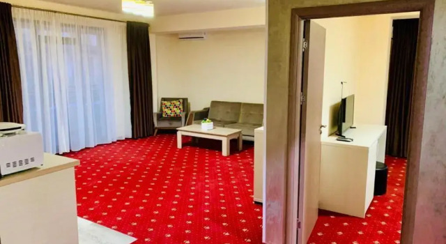 Апартаменты Deluxe Resort Leon Beach