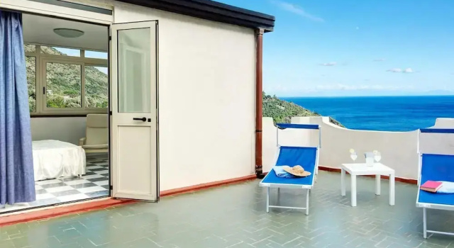 Nerano Sea vew house
