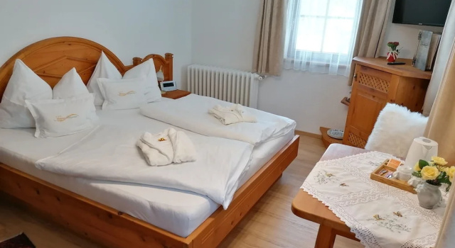 Номер Economy Pension Garni Burgwies ink Nationalpark Sommercard