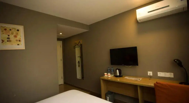Номер Business Home Inn Xian South Taihua Road Daming Palace Relics Park