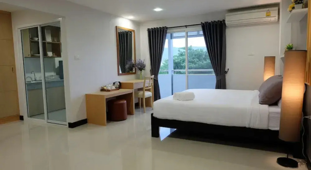 Номер Superior с балконом Wisdom Residence