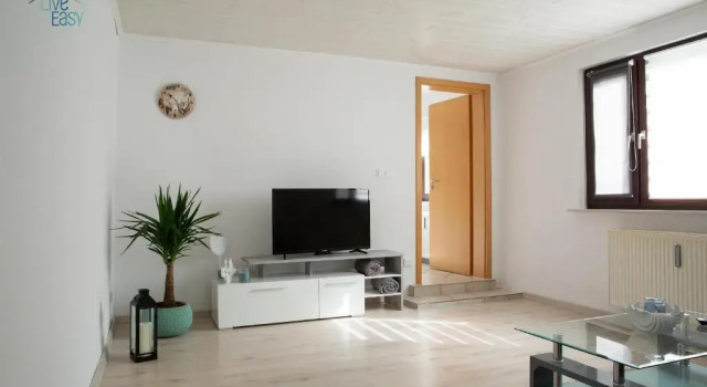 Bungalow near by Playmobil and fair Nuremberg, Забронировать Отель Отели Цирндорф с парковкой, рядом с Городская библиотека Цирндорфа, Парковка
