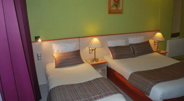 Четырёхместный номер Standard Hotel Tambourin