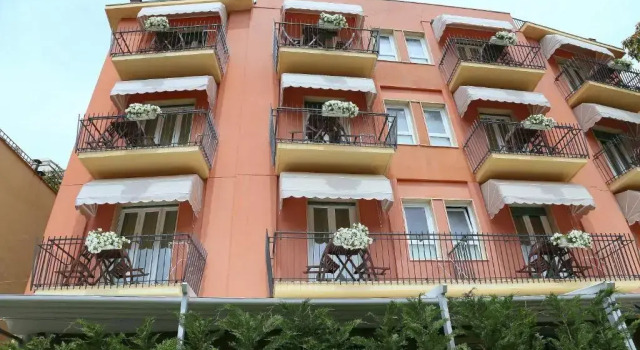 Hotel Carla, Забронировать Отель Отели в центре Леванто, в центре