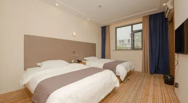 Семейный люкс Chongmingquanling Hotel