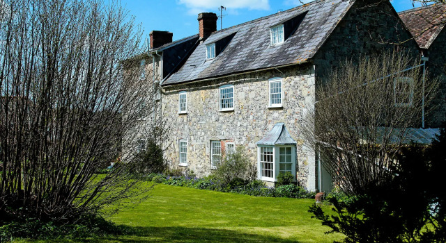 Rollestone Manor