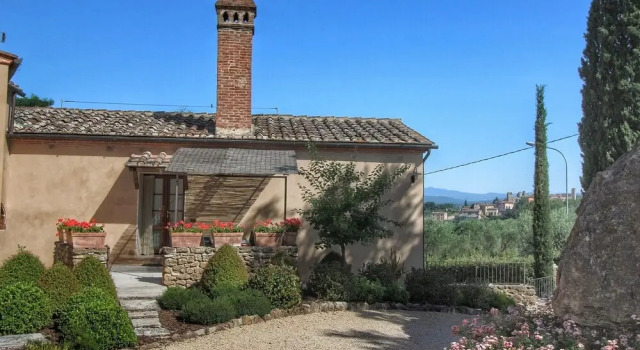 an Authentic Water Mill With Elegant Apartments, Book Apartment Rapolano Terme Crete Senesi