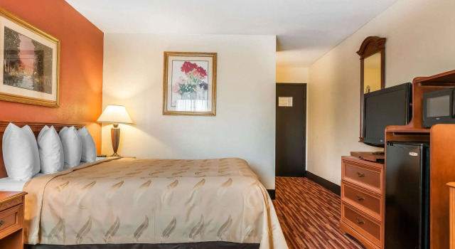 Двухместный номер Standard Quality Inn Gallipolis