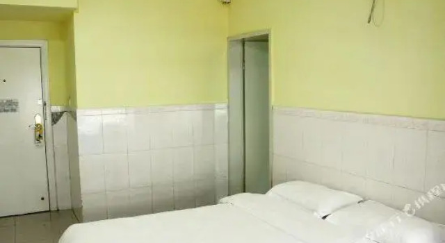 100 Inns (Shenzhen Guanlan Foxconn), Rezerwuj Hotel Hotele w Shenzhen z parkingiem, Parking