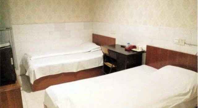 Anxian Changqing Hotel, Varaa Hotelli Hotellit Sichuan pysäköinnillä, Pysäköinti