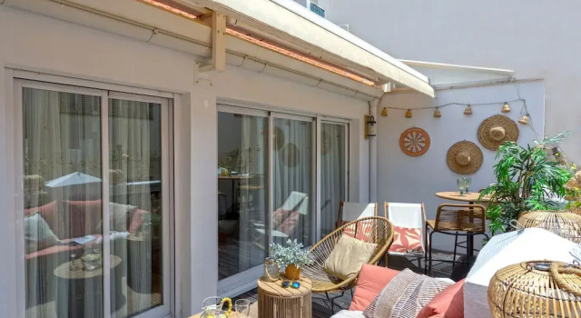 Stylish Penthouse Private Terrace Plaza Mitjana, Забронировать Апартаменты/квартира Малага Коста-дель-Соль, рядом с Музей Кармен Тиссен
