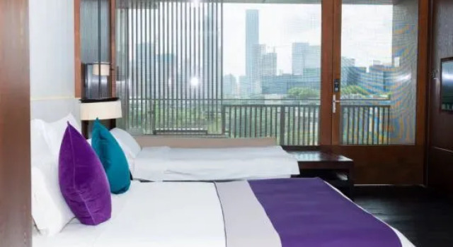 Номер Deluxe Bay Breeze Hotel