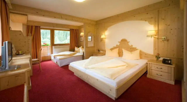 Семейный номер Standard Alpenhotel Tirolerhof Gerlos