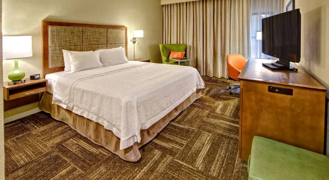 Двухместный номер Standard Hampton Inn and Suites Asheville Airport