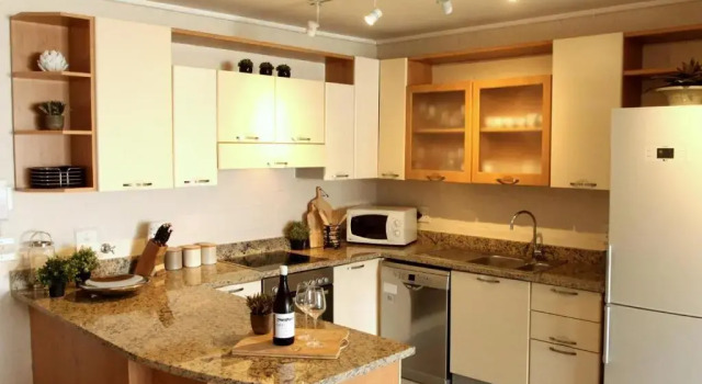 Апартаменты Deluxe The Village Apartments