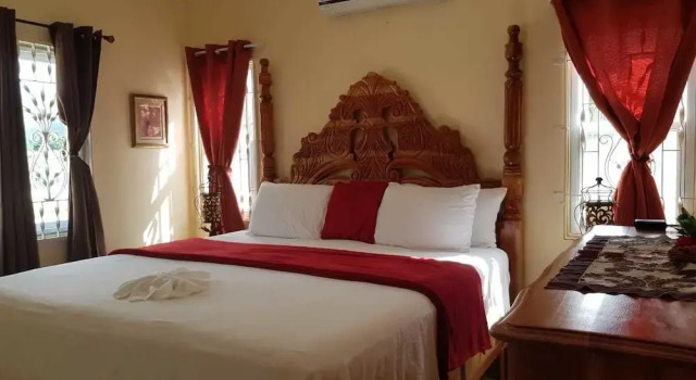 Meadows Cozy 2BDR House