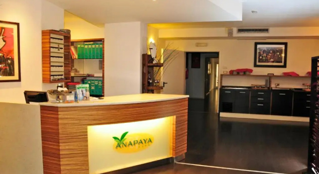 Hotel Anapaya, Забронировать Отель Отели Пинета с бассейном, Бассейн