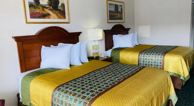 Двухместный номер Standard Harrisonville Inn & Suites