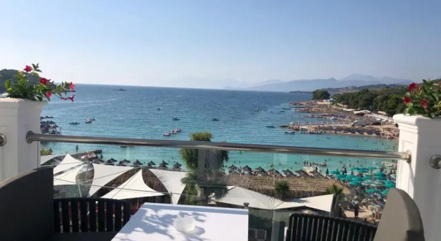 Люкс с видом на море Poda Boutique Hotel Ksamil
