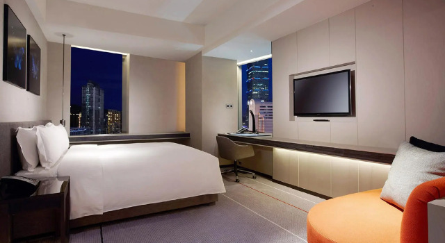Двухместный номер Premier Humble House Taipei, Curio Collection by Hilton