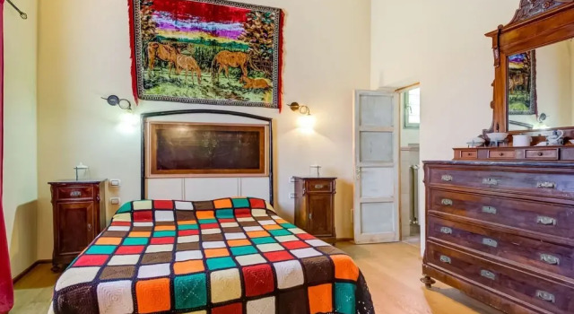 Cozy Holiday Home in Tuscany Italy with Farm view, Забронировать Фермерский дом Отели Кастельфранко-ди-Сотто с парковкой, Парковка