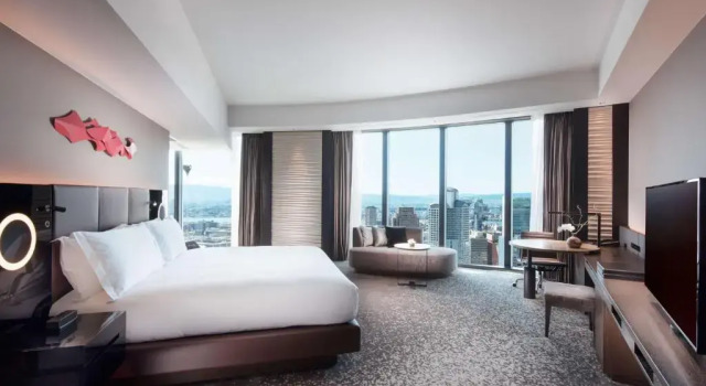 Двухместный номер Executive Conrad Osaka