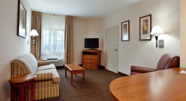 Номер Standard c 1 комнатой Candlewood Suites New Iberia by IHG