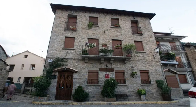 Casa Maza Apartamentos, Book Apartment Biescas 