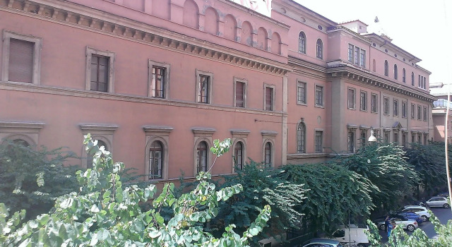 Rest Guesthouse, Reserva ahora Hotel Hoteles en El Lacio con aparcamiento, Aparcamiento