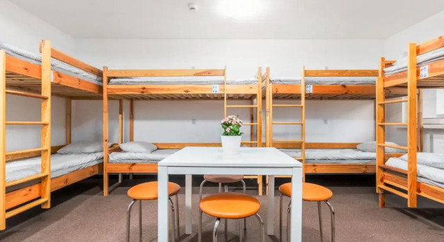 Кровать в общем номере Luxhostel24 Warsaw