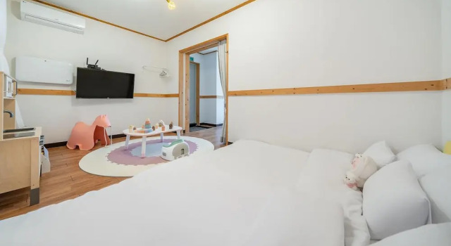 Chuncheon El Dorado Kids Pension, Забронировать Отель Чхунчхон Канвондо