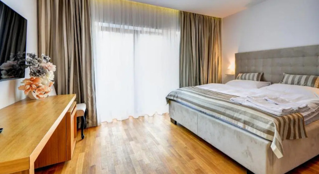 Люкс hotel Chmelnice