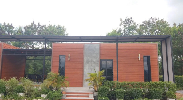 Monrak Lamtakong Resort