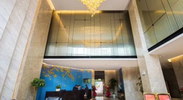 Desheng Huatian Holiday Hotel