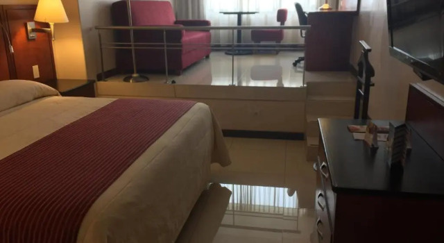 Полулюкс Executive Hotel Fortin Plaza