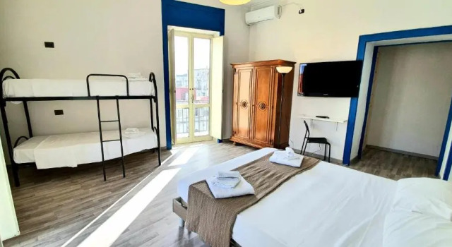 Четырёхместный номер Standard B&B Mediterraneo