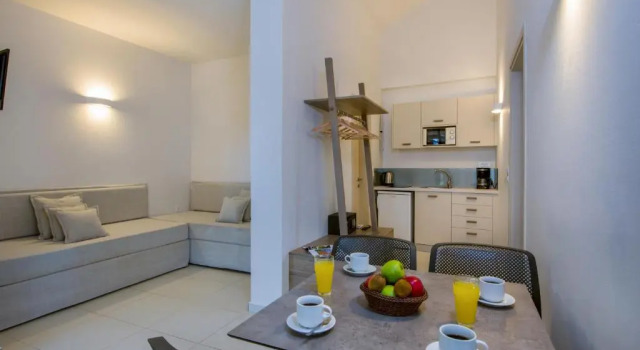 Апартаменты Superior с 2 комнатами Stefan Village Hotel