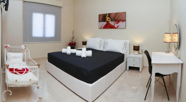 Chrysiida Apartment
