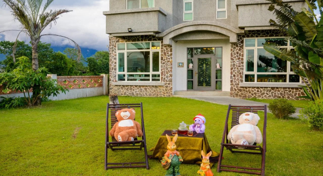 Sunnyday B & B