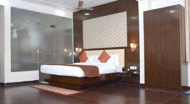 Vaishnavi Clarks Inn Buxar, 预订 酒店 Buxar Bihar