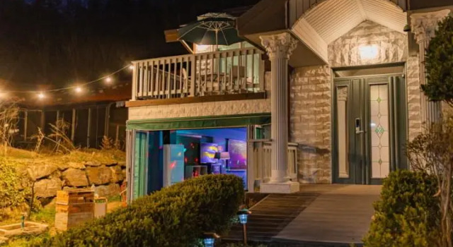 Garage House