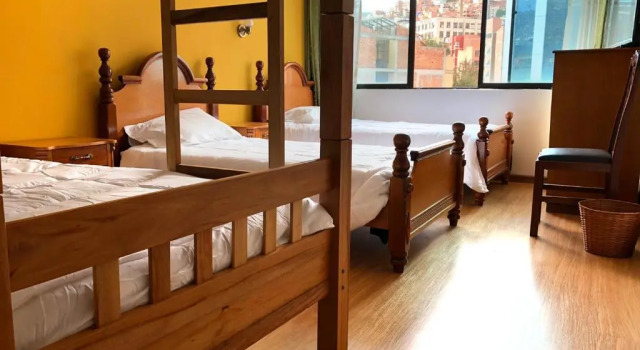 Кровать в общем номере The Rooftop Hostel Bolivia