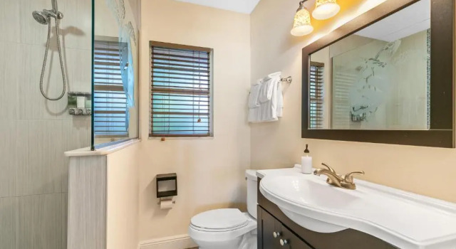 Люкс с 2 комнатами Siesta Key Beachside Villas