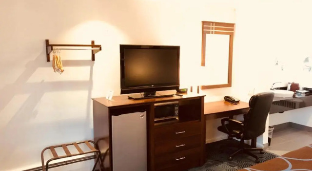 Номер Standard Berkshire Inn
