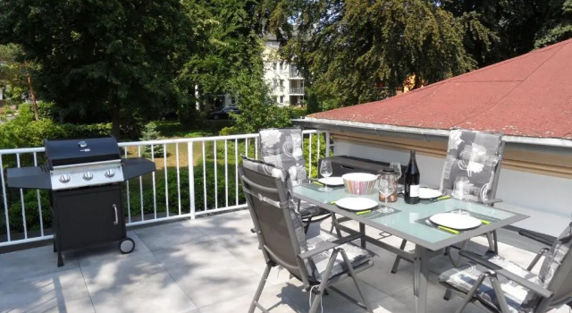 Ferienwohnung Wappen von Heringsdorf - 70 m zum Strand, Book Hotel Heringsdorf Usedom